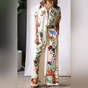 NWOT LikeMyChoice Oversize Buttom Up Collar Top Size L & Loose Pants Size M